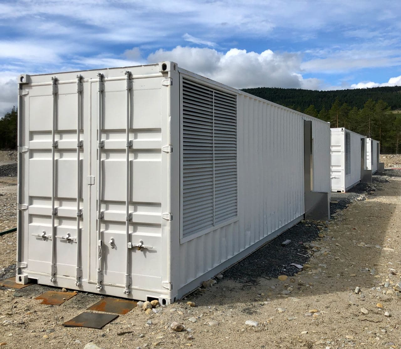Containerized compute unit exterior